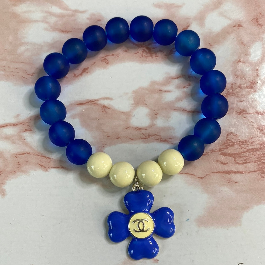 1030 Shades of Blue Stretch Bracelet with Charm